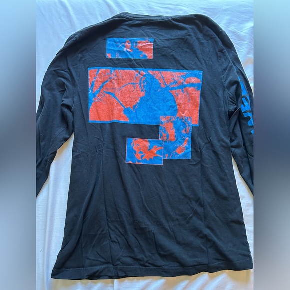 Hot Topic Halloween Long-Sleeve T-Shirt Medium - Picture 3 of 4